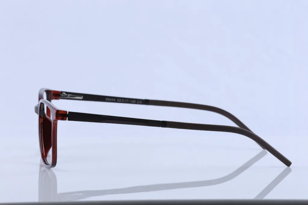 Ruby Slate – Red & Black Square Frame