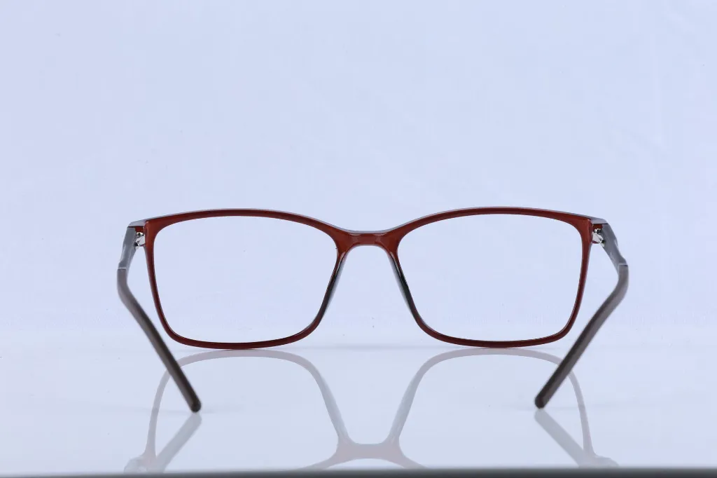 Ruby Slate – Red & Black Square Frame