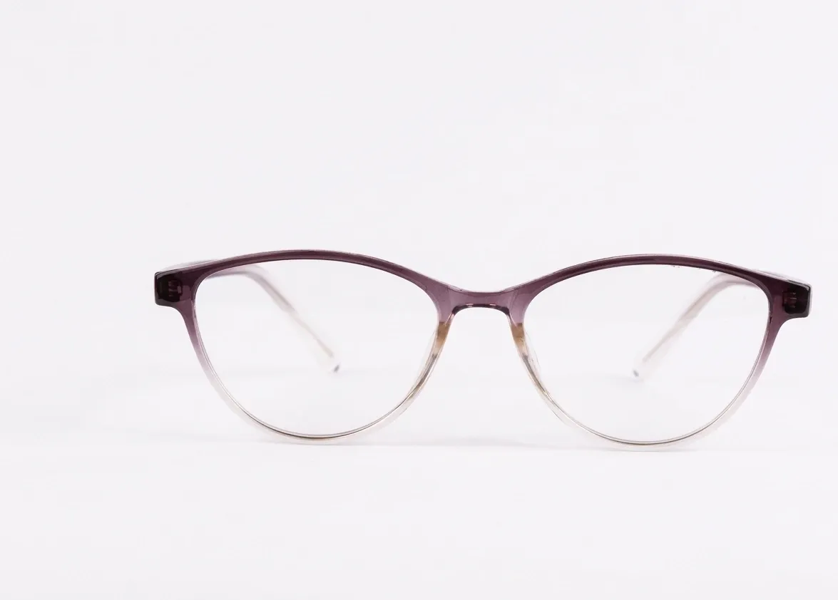 Slim Cat-Eye Gradient Frame in Mulberry-to-Champagne